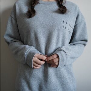 Gray “Be Cool. Be Kind.” Crewneck – Women’s Large